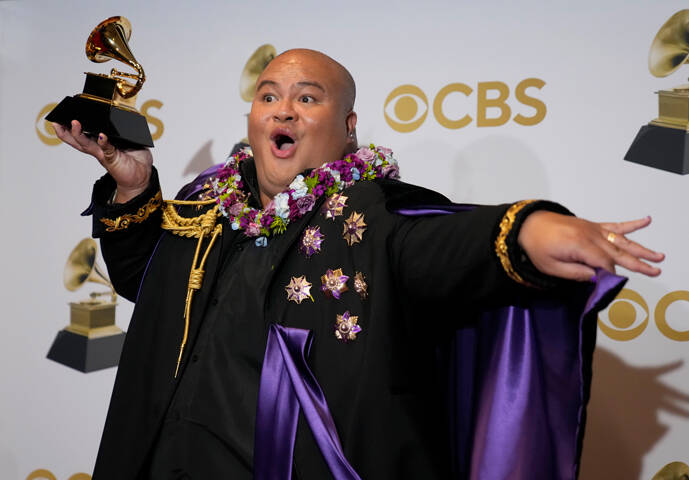 Hawaii Musician Kalani Pe‘a Wins 3rd Grammy | Honolulu Star-Advertiser