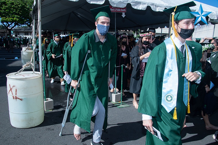 Graduates honored at University of Hawaii commencement ceremony
