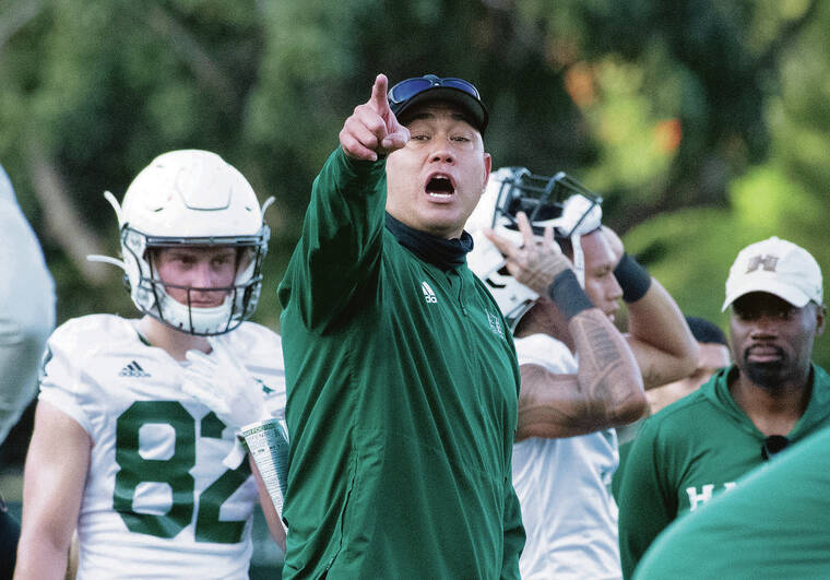 university-of-hawaii-football-team-picked-to-finish-last-in-west