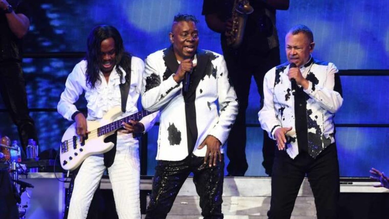 Earth, Wind Fire At The Capital City Amphitheater