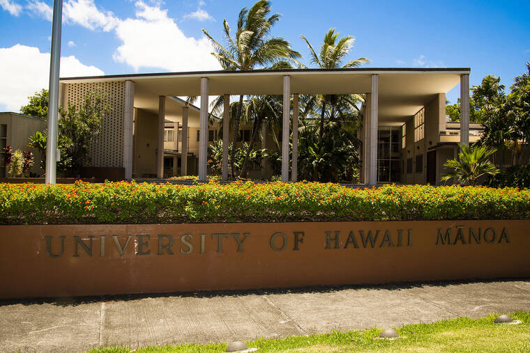 University of Hawaii enrollment dips as graduation rates rise
