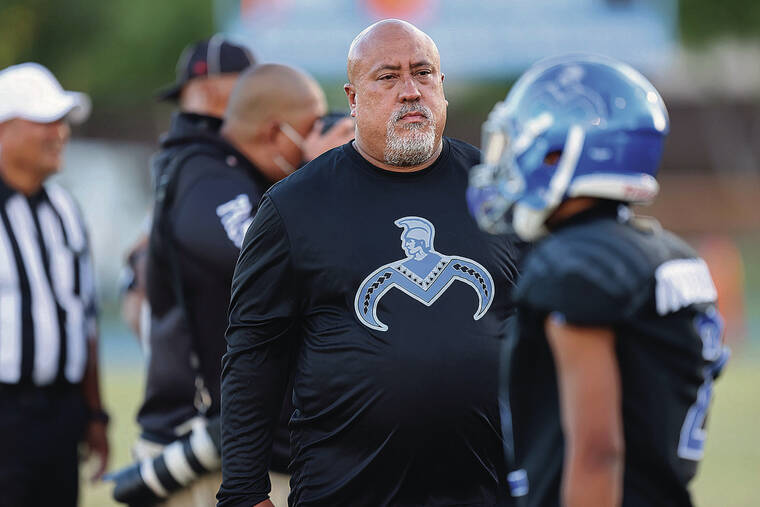 Vince Nihipali steps down as Moanalua football coach | Honolulu Star ...