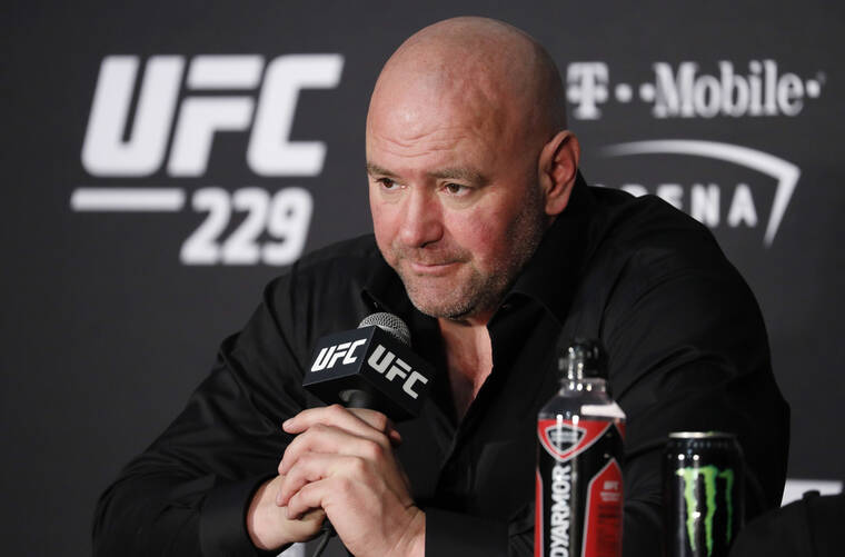 Dana White, presidente de UFC, es visto en video abofeteando a su esposa