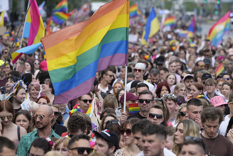 U.s. Ambassador To Poland Marches In Warsaw Pride Parade 