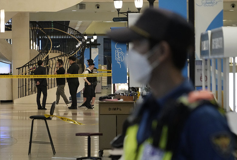 At least 14 hurt in stabbing rampage at South Korean shopping mall ...