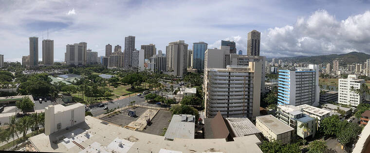 Hawaii Hoteliers Drop Rates To Keep Occupancy High Amid Leisure