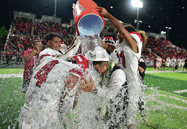 Kahuku edges Mililani for third straight state title with a return for