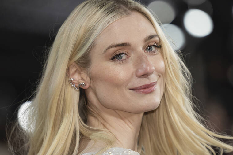 VIANNEY LE CAER/INVISION/AP / DEC. 5
                                Elizabeth Debicki poses for photographers upon arrival at the premiere for ‘The Crown’ season 6 finale, in London.