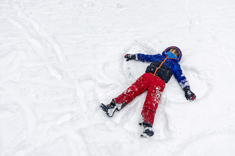 Winter Weather Blankets East Coast, Causes Power Outages and Travel Disruptions