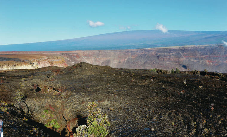 A 5.7 magnitude earthquake hits Mauna Loa