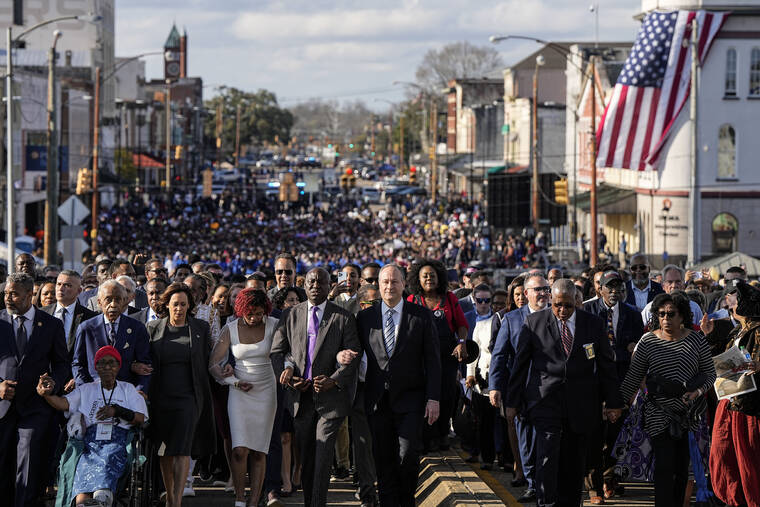 Kamala Harris Leads Bloody Sunday Memorial March | Honolulu Star-Advertiser