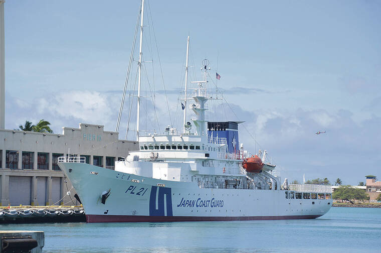 KEVIN KNODELL / KKNODELL@STARADVERTISER.COM
                                Japan Coast Guard’s Training Vessel Kojima docked at Pier 10 in Honolulu Harbor.