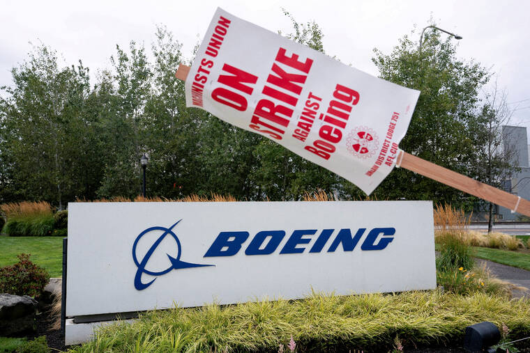 Boeing, striking union to resume contract talks on Friday Honolulu