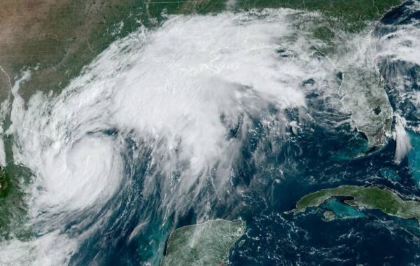 Gulf Coast residents flee, oil production shut as Francine intensifies