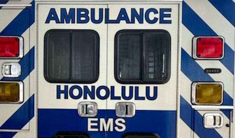 H-1 crash involving garbage truck sends 3 to hospital