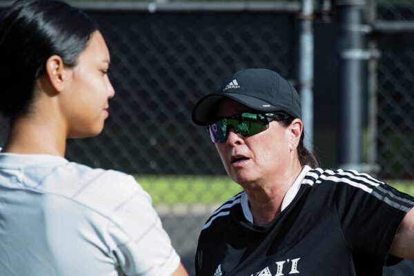 Dave Reardon: First-place UH soccer fortunate coach didn’t hang ‘em up