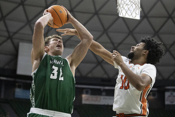 Rainbows use strong bench play to beat Pacific to win Rainbow Classic