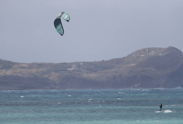 Red flag warning issued for leeward areas of all islands