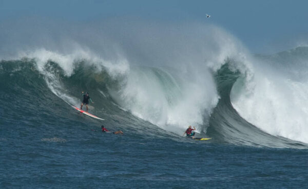 High surf warning extended for most north, west shores