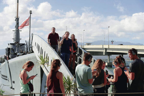 Hawaii jobless claims, tourism jumped in last federal closure