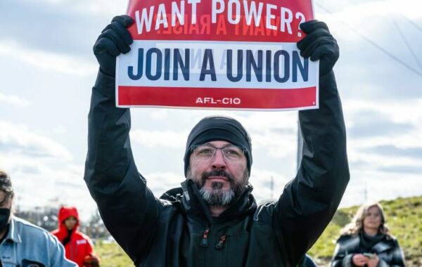 Powerful labor group joins AFL-CIO ahead of new Trump era