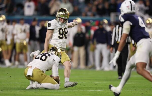 Late field goal lifts Notre Dame past Penn State, into CFP final