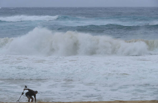 High surf advisory in place for most north, west shores