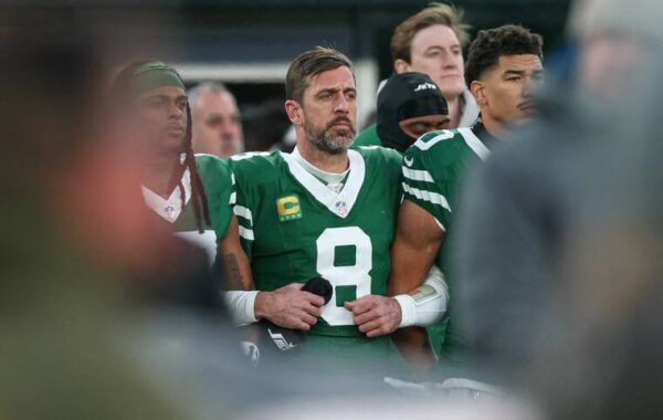 Jets split from quarterback Aaron Rodgers, wish him well