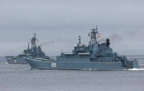 Russian warship conducts artillery drills in Sea of Japan