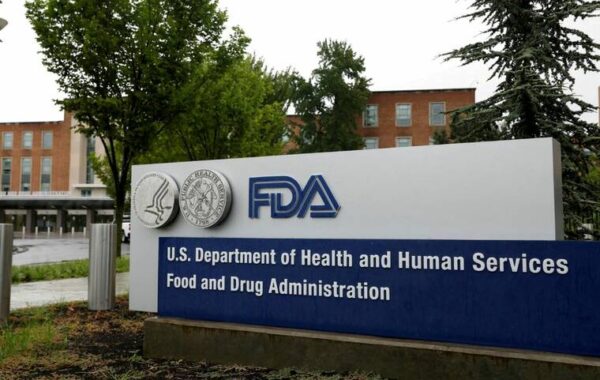 FDA reinstates fired medical device, food and legal staff