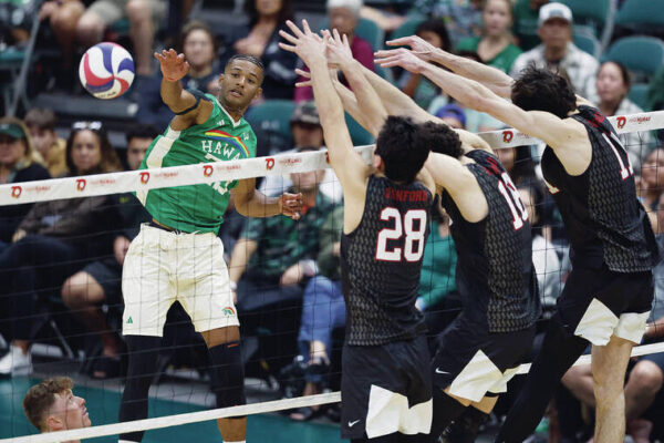 UH outside hitter Louis Sakanoko maturing in his starting role