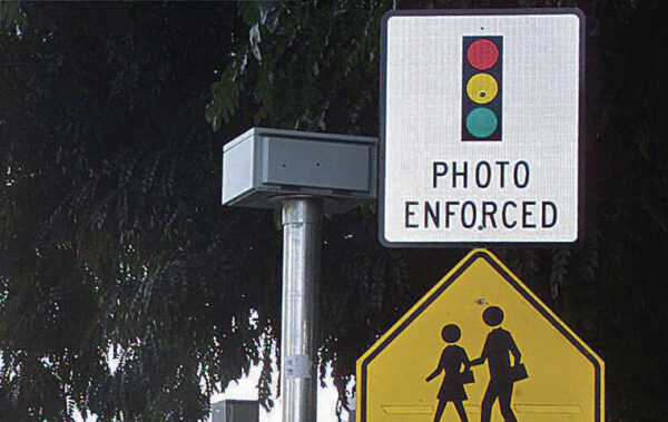 Kokua Line: Do traffic cams check expired registrations?