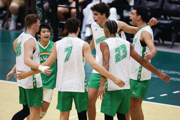 Hawaii men’s volleyball shows off depth in earning volleyball sweep