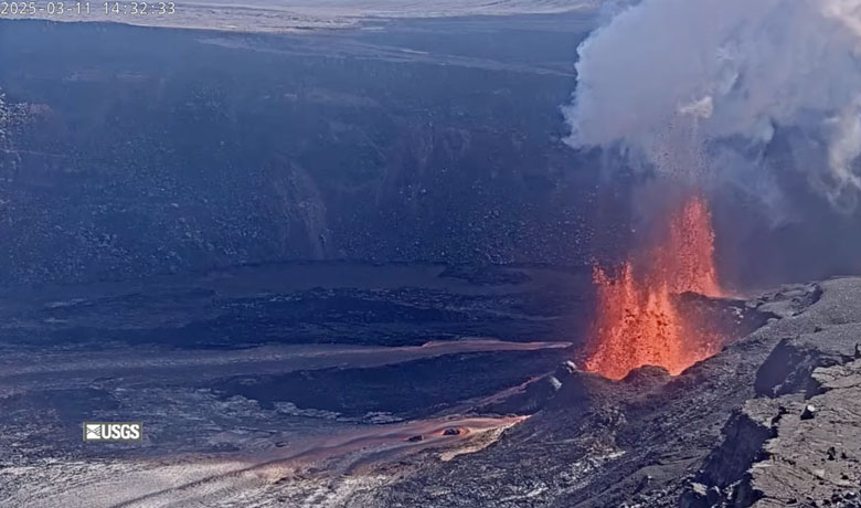 Kilauea pauses after 12 hours of lava fountains